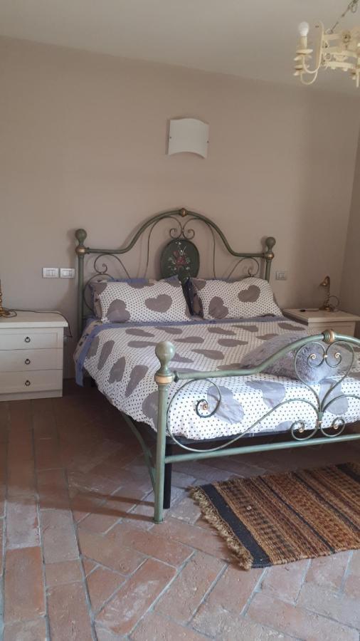 Casa Vacanze Soleluna มอนติเคียรี ภายนอก รูปภาพ