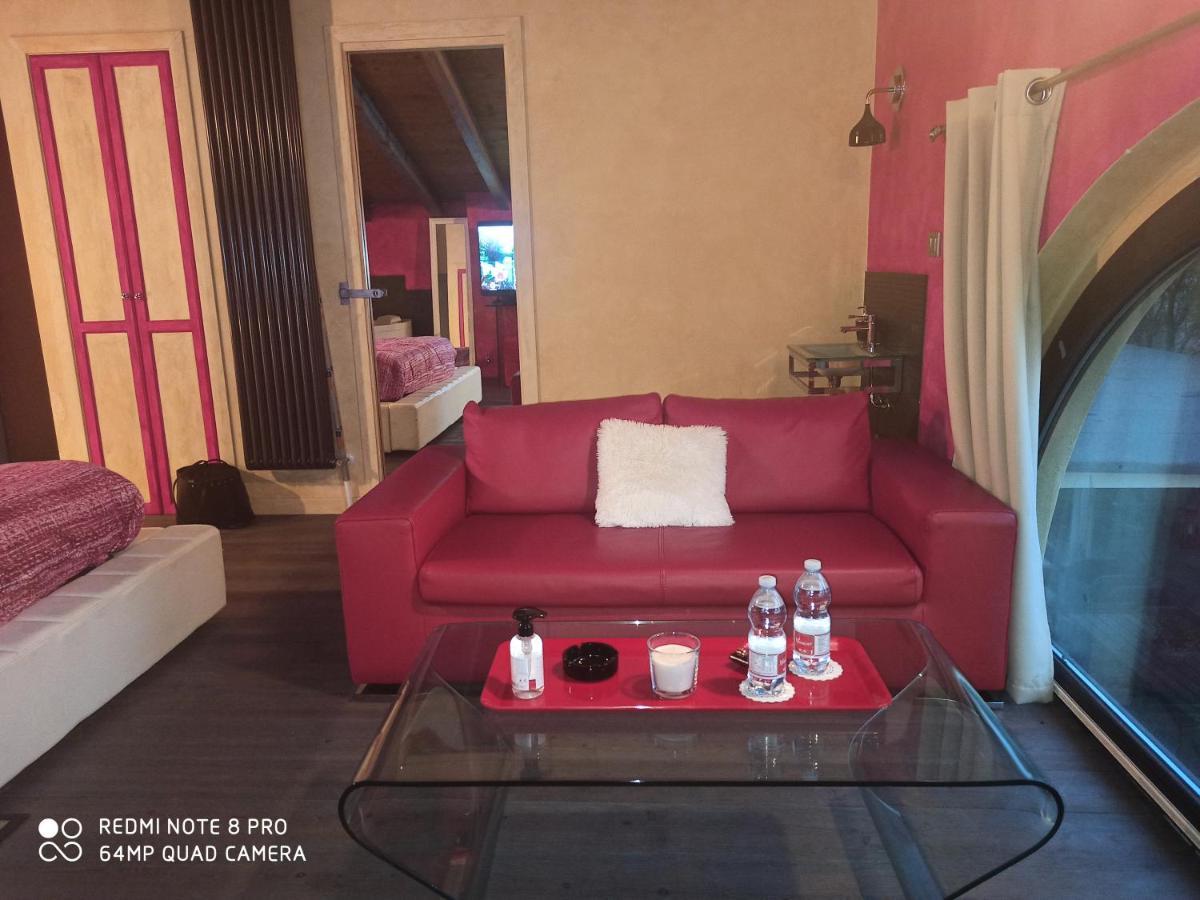 Casa Vacanze Soleluna มอนติเคียรี ภายนอก รูปภาพ