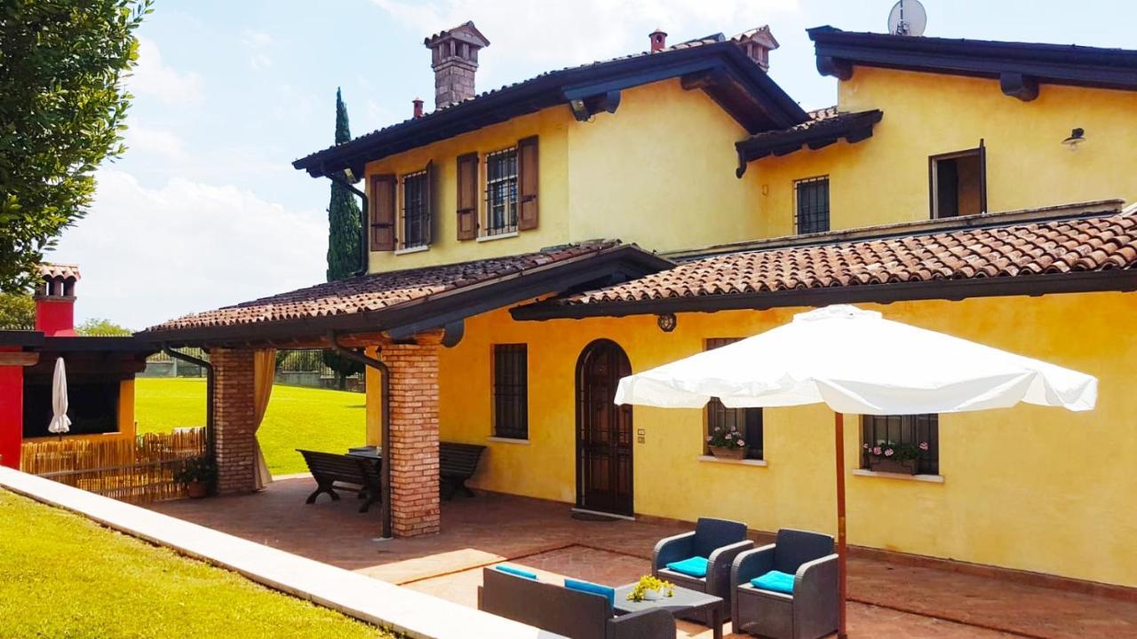 Casa Vacanze Soleluna มอนติเคียรี ภายนอก รูปภาพ
