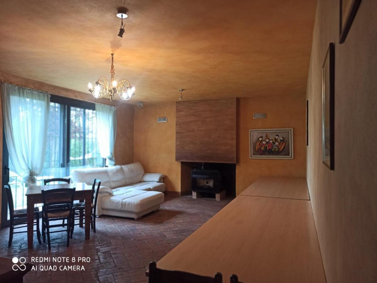 Casa Vacanze Soleluna มอนติเคียรี ภายนอก รูปภาพ