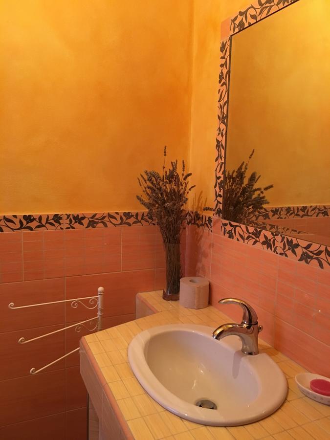 Casa Vacanze Soleluna มอนติเคียรี ภายนอก รูปภาพ