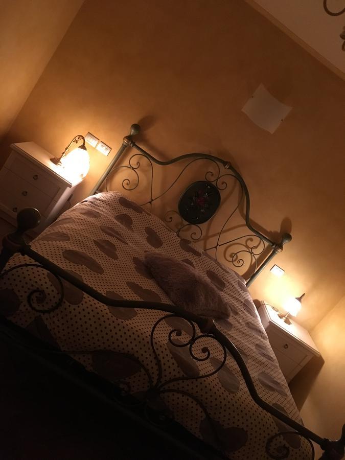Casa Vacanze Soleluna มอนติเคียรี ภายนอก รูปภาพ